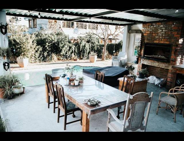 5 BEDROOM HOUSE FOR SALE IN BALMORAL